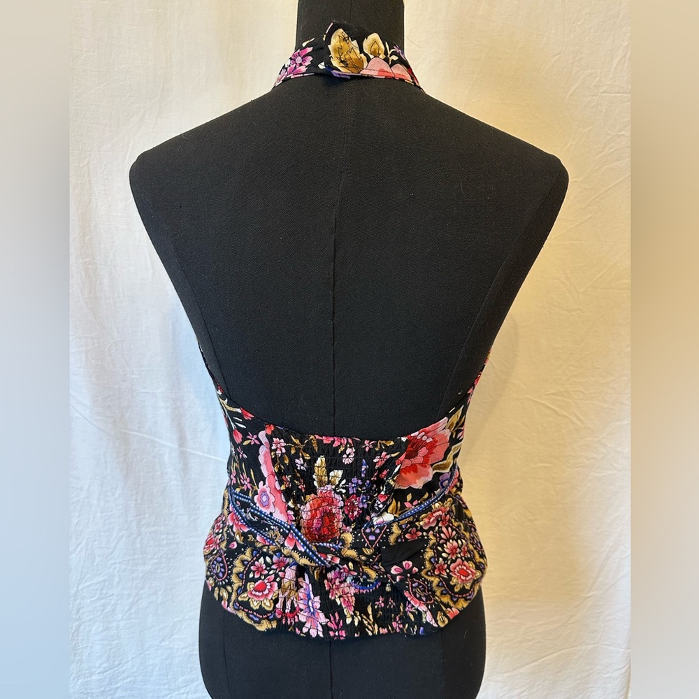 Gorgeous Cynthia Rowley halter top in a vibrant boho floral print 🌸 - Picture 3 of 7